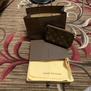 🌸Louis Vuitton Mini Pochette Accessories🌸
